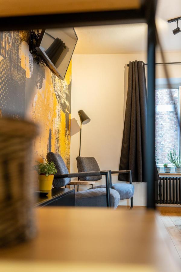 Ardenne Bnb Gite Urbain Avec Terrasse 马尔什昂法梅讷 外观 照片