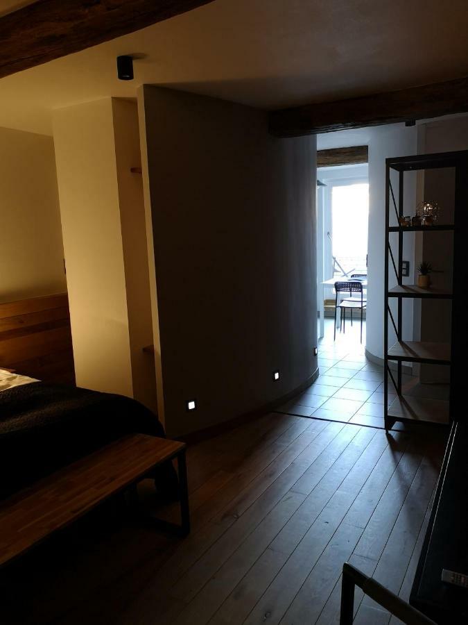 Ardenne Bnb Gite Urbain Avec Terrasse 马尔什昂法梅讷 外观 照片